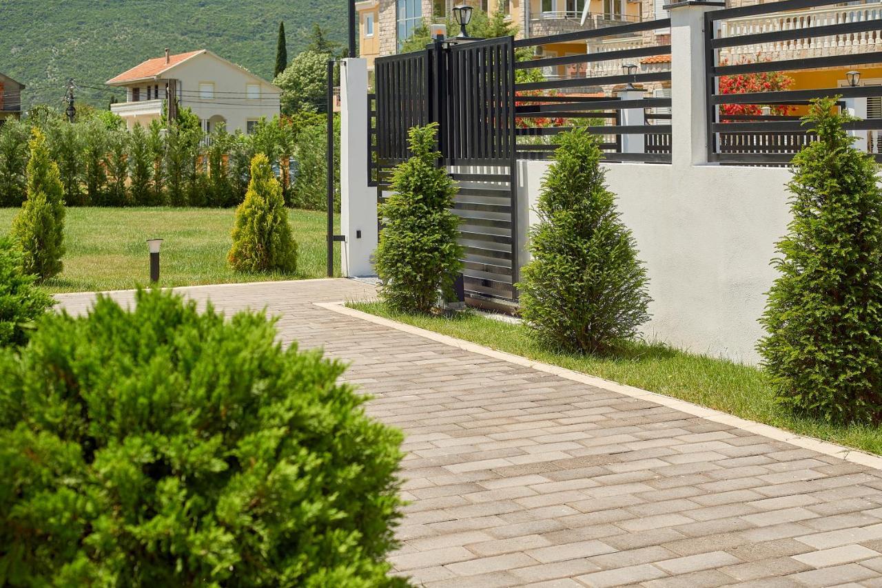 Georgiy Lux Apartments Lastva Grbaljska Ngoại thất bức ảnh