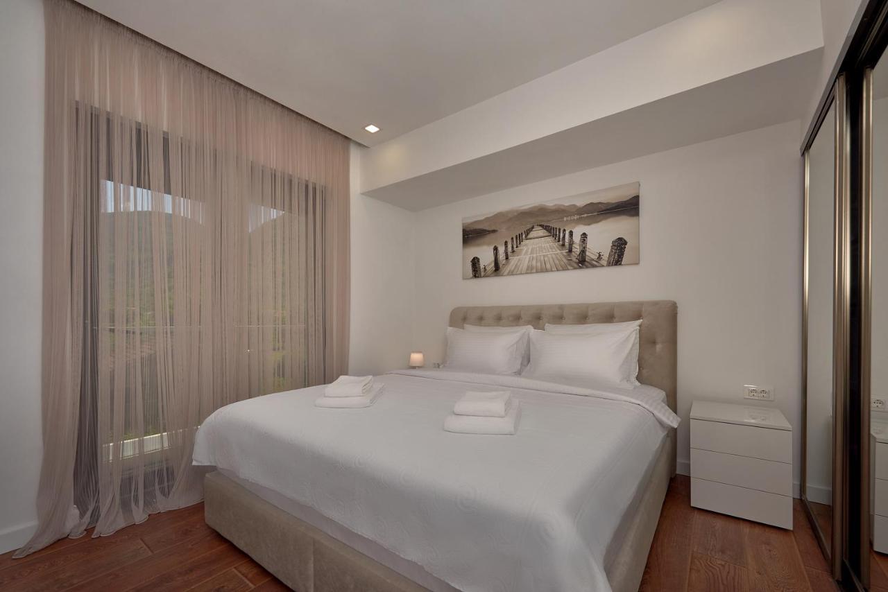 Georgiy Lux Apartments Lastva Grbaljska Ngoại thất bức ảnh