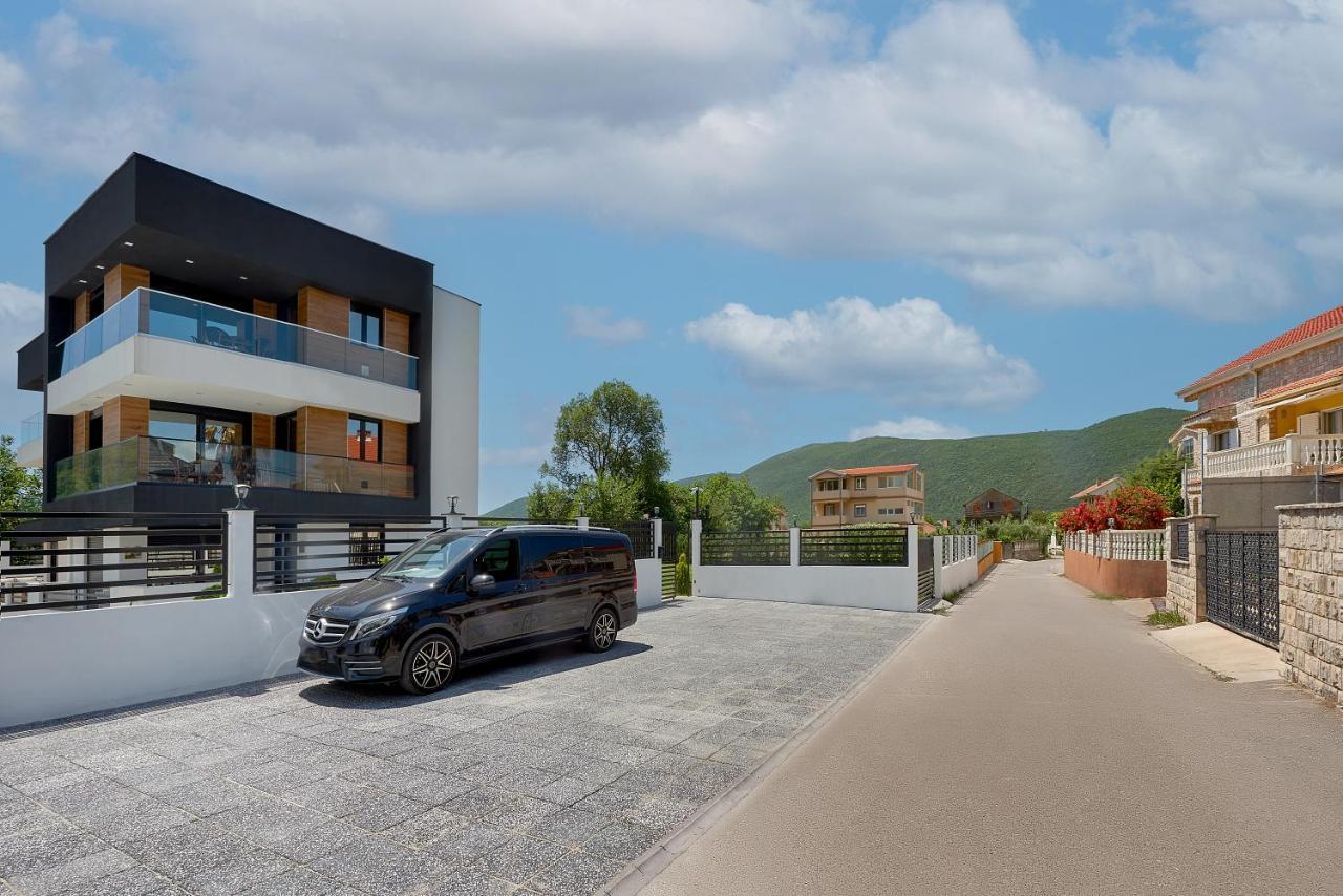 Georgiy Lux Apartments Lastva Grbaljska Ngoại thất bức ảnh