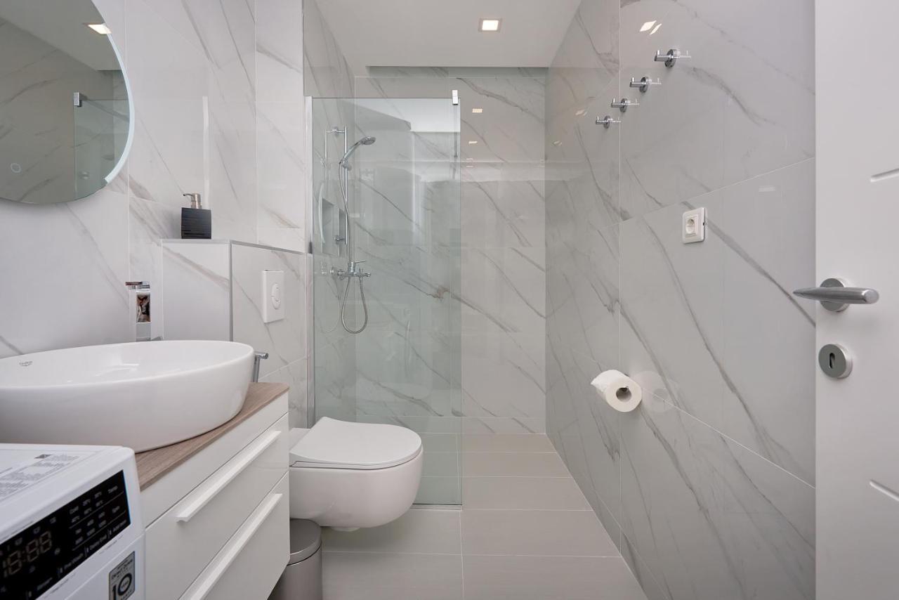 Georgiy Lux Apartments Lastva Grbaljska Ngoại thất bức ảnh